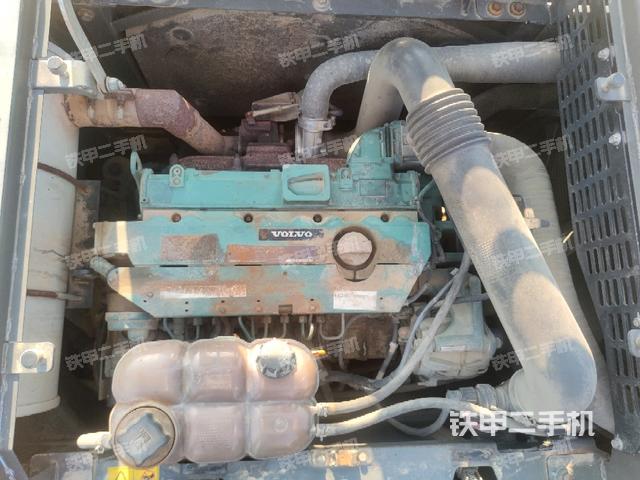 发动机整体俯视（整机外观）