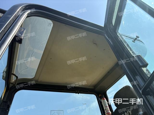 顶棚整体（驾驶室部分）