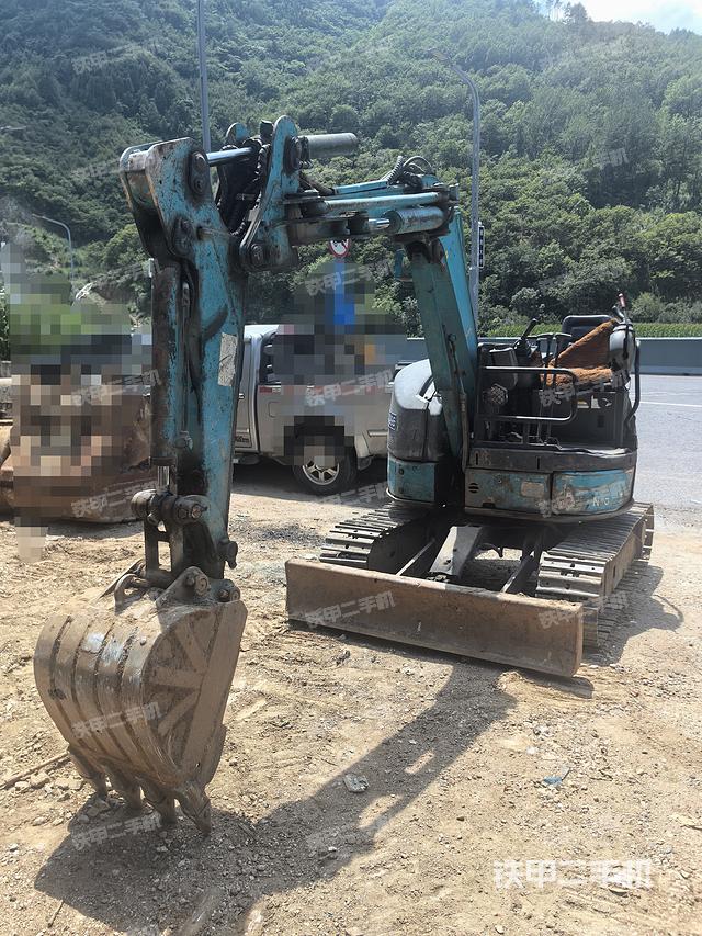 日立ZX30U-5A挖掘机