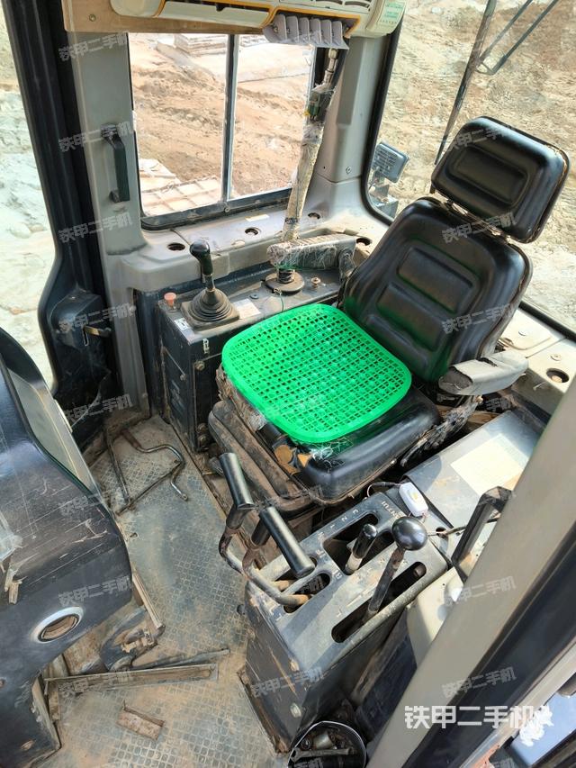 小时表（推土机驾驶室）