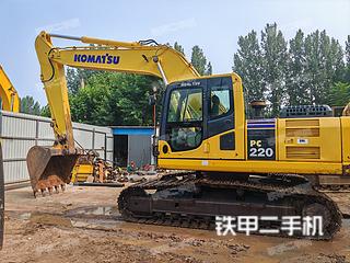 小松PC220-8M0挖掘机实拍图片