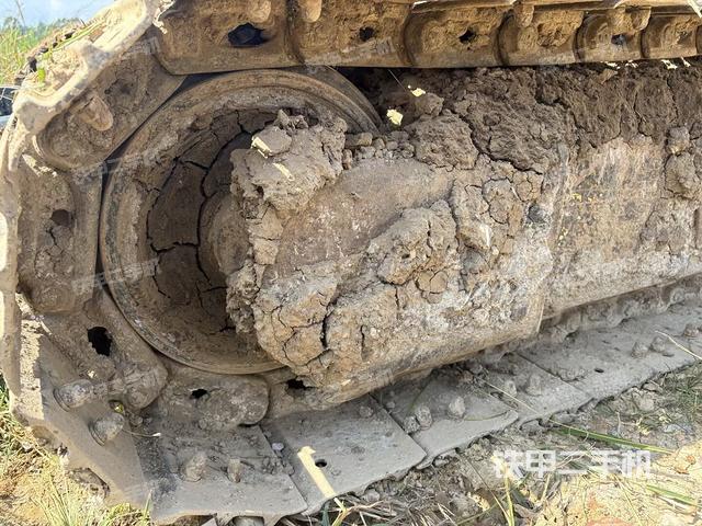 左侧履带整体 （行走机构）