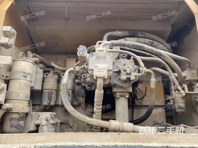 液压泵室(大件舱室) 液压泵室(大件舱室)