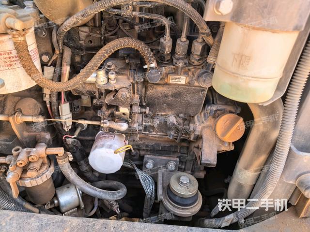 回轉(zhuǎn)馬達(dá)（上車部件）