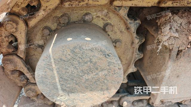 左驅(qū)動(dòng)輪（行走機(jī)構(gòu)）