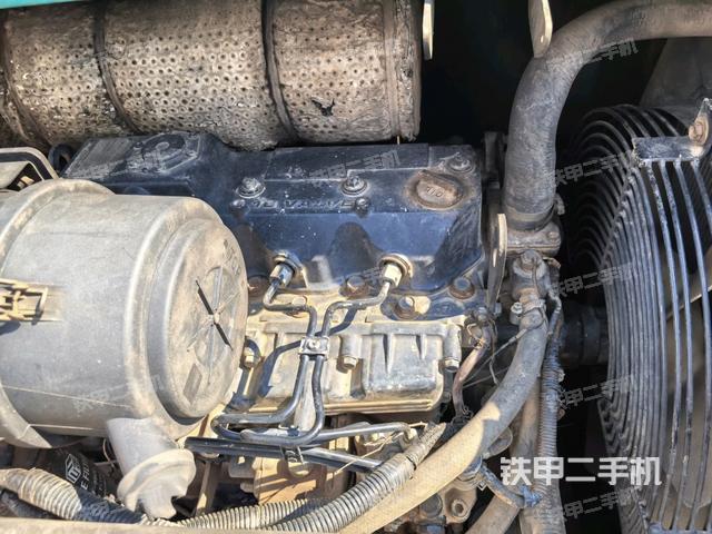 发动机室(上车部件) 发动机室(上车部件)