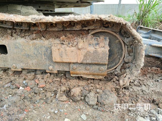 左側(cè)行走馬達(dá)蓋板（行走機(jī)構(gòu)）