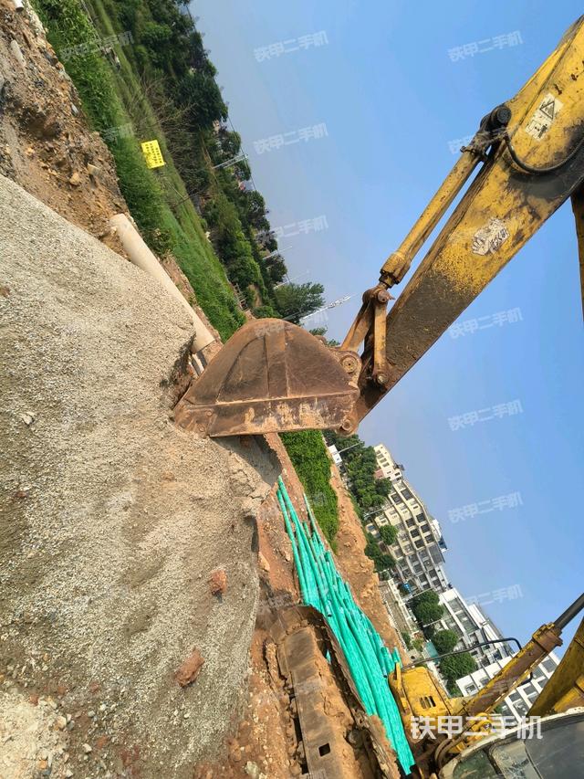 大臂根部 斜视（工作和回转装置）