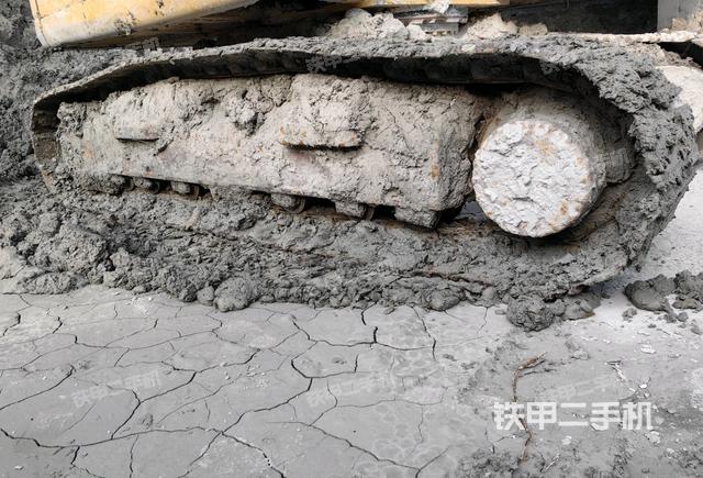 单侧履带整体（整机外观）