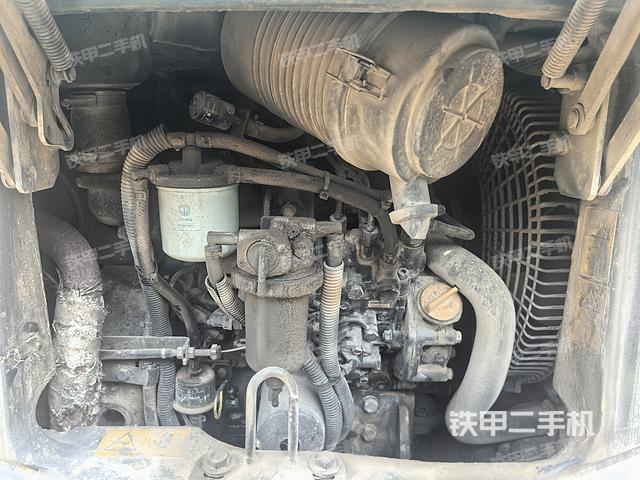 发动机整体俯视（整机外观）