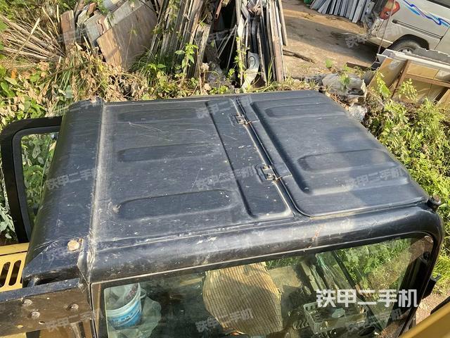 驾驶室顶部俯视（上车部件）