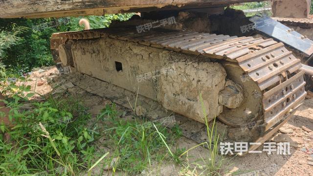 右側(cè)履帶整體?(行走機(jī)構(gòu)) 右側(cè)履帶整體?(行走機(jī)構(gòu))