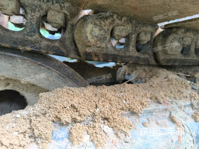 左导向轮（行走机构）