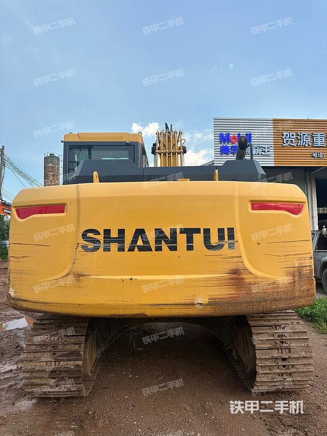 發(fā)動機整體俯視（整機外觀）