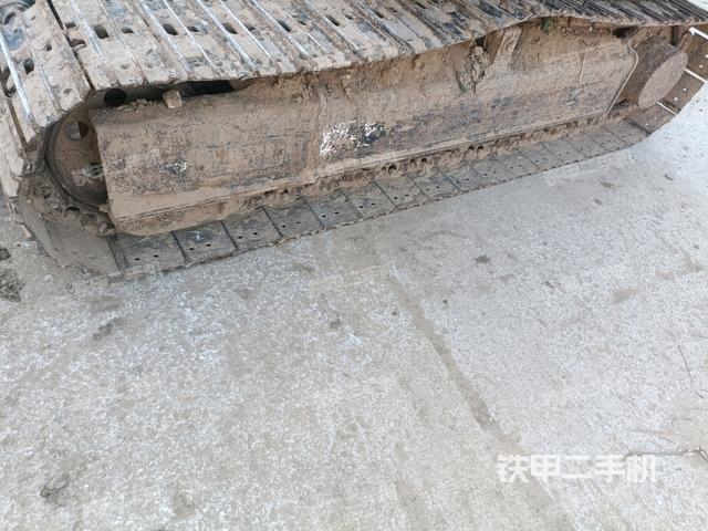 單側履帶整體（整機外觀）