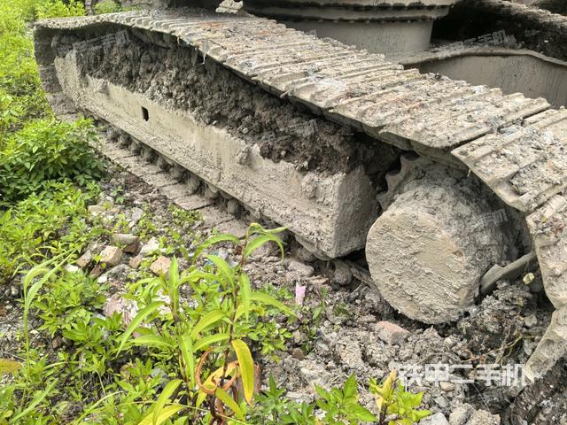 右侧行走马达盖板（行走机构）