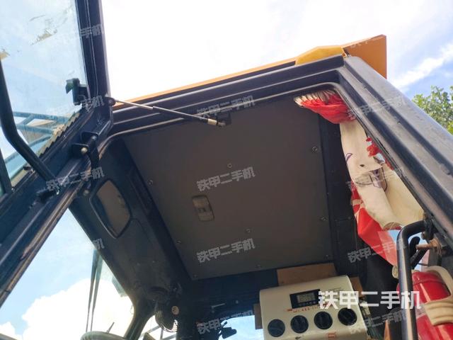 駕駛室外頂全景（壓路機(jī)駕駛室）