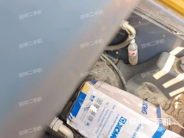 風(fēng)扇及皮帶（壓路機發(fā)動機艙）