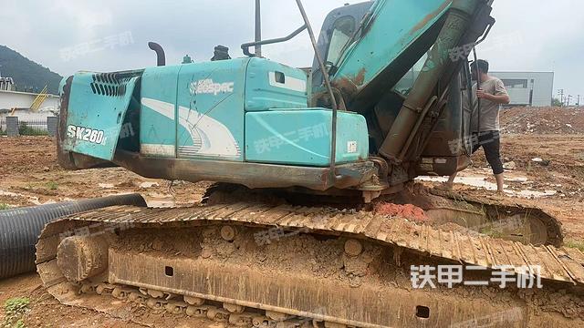 单侧履带整体（整机外观）