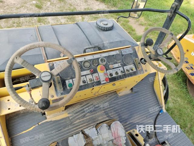 小时表（压路机驾驶室）