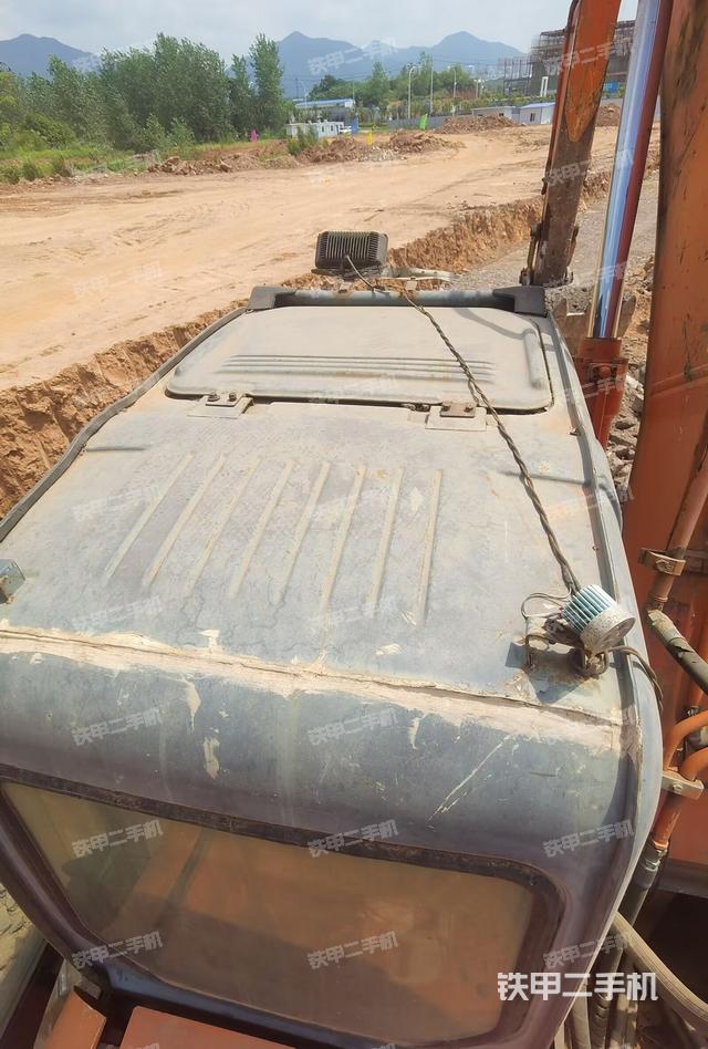 驾驶室顶部俯视（上车部件）