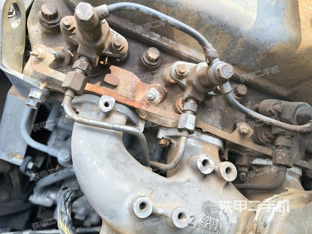 发动机室（上车部件）