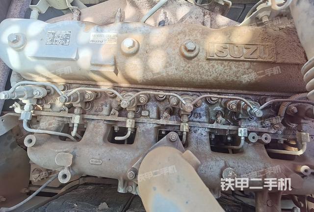 气门室盖螺丝特写（上车部件）