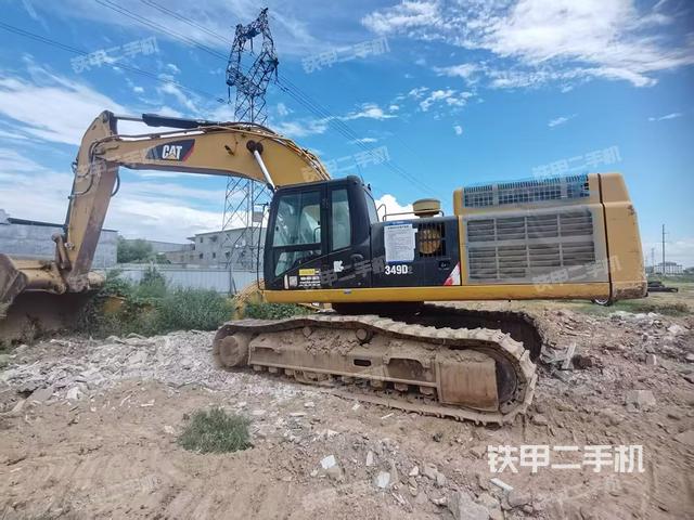 驾驶室顶部（整机外观）