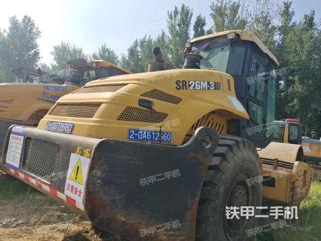 右后45°（壓路機(jī)整機(jī)外觀）