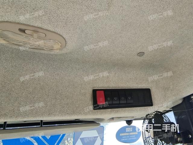 駕駛室外頂全景（壓路機(jī)駕駛室）