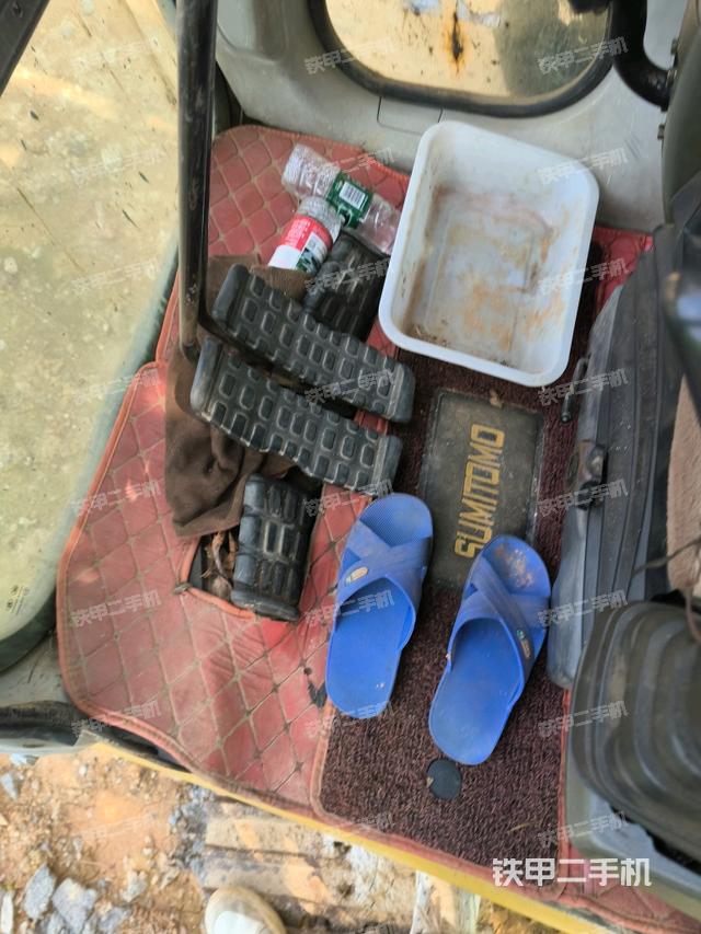 驾驶室左后45度（驾驶室部分）