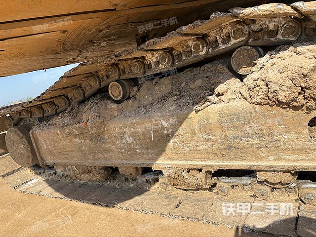 单侧履带整体（整机外观）