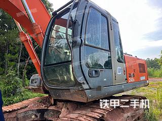 日立ZX200-3G挖掘机实拍图片