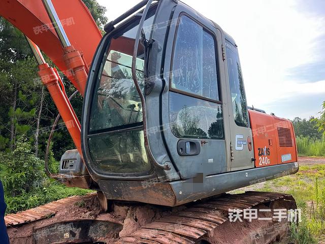 日立ZX200-3G挖掘机