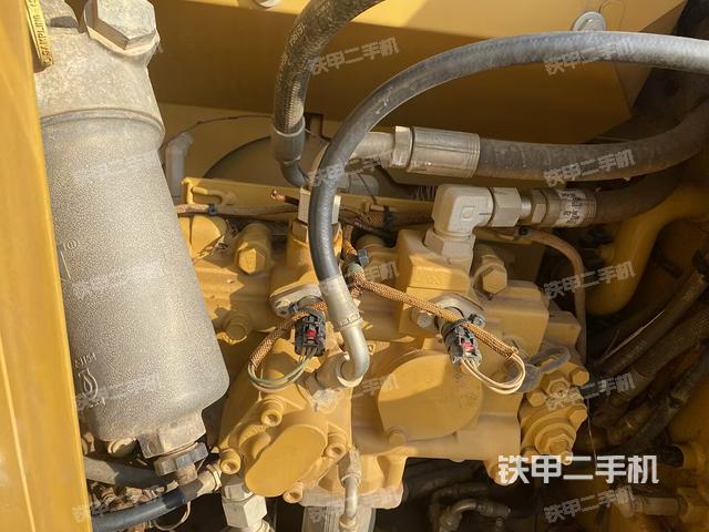 液压泵斜45 左（大件舱室）