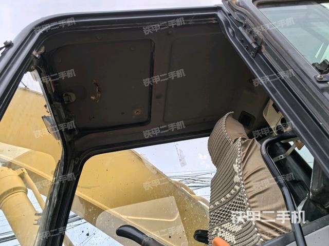 顶棚整体（驾驶室部分）