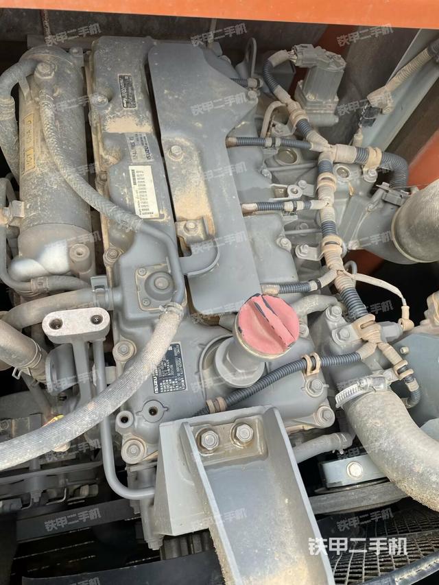 发动机室（上车部件）