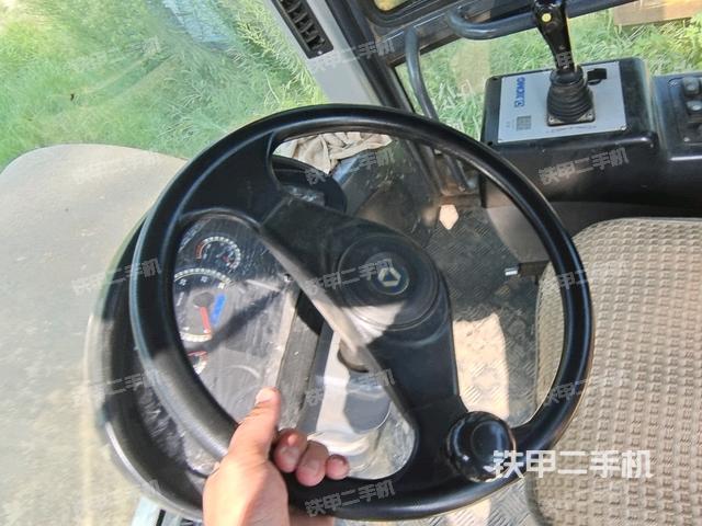 后玻璃角标（压路机驾驶室）