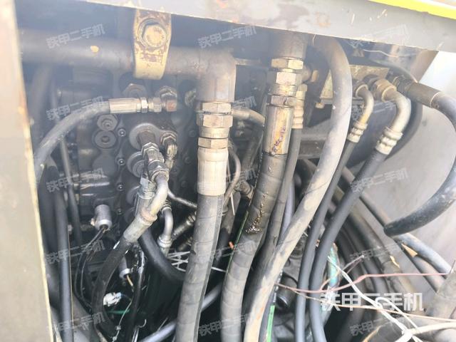 气门室盖螺丝特写（上车部件）