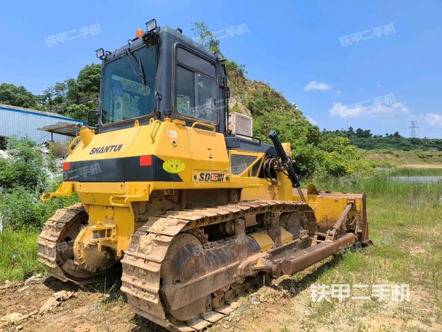 右后45°（推土機(jī)整車外觀）