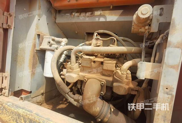 液压泵斜45 左（大件舱室）