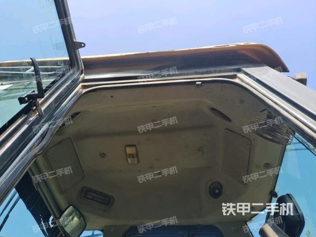 駕駛室外頂全景（壓路機(jī)駕駛室）