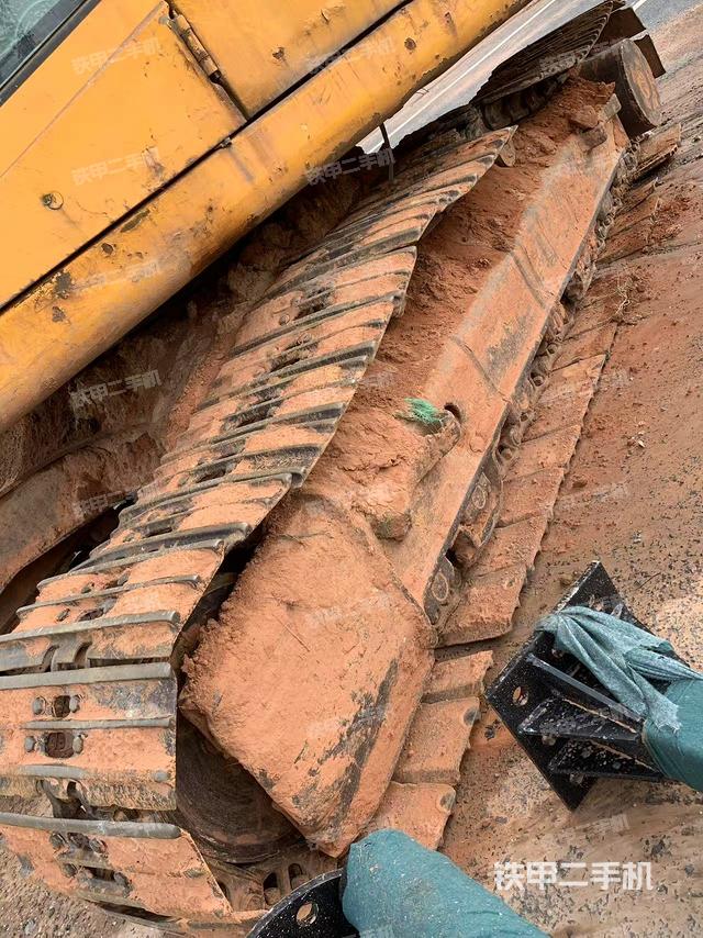 单侧履带整体（整机外观）