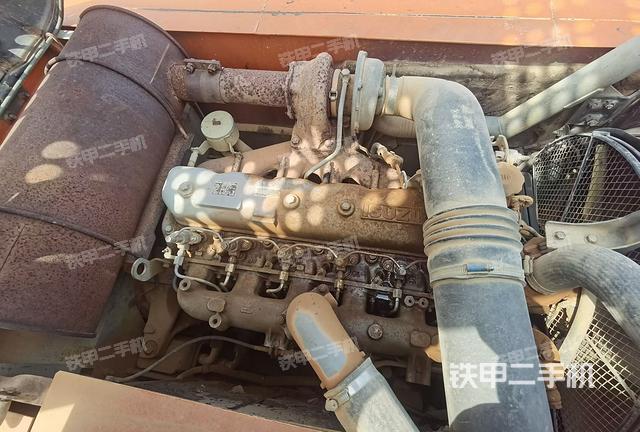 发动机室（上车部件）