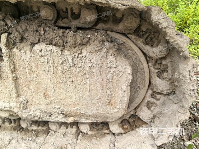 左驱动轮（行走机构）