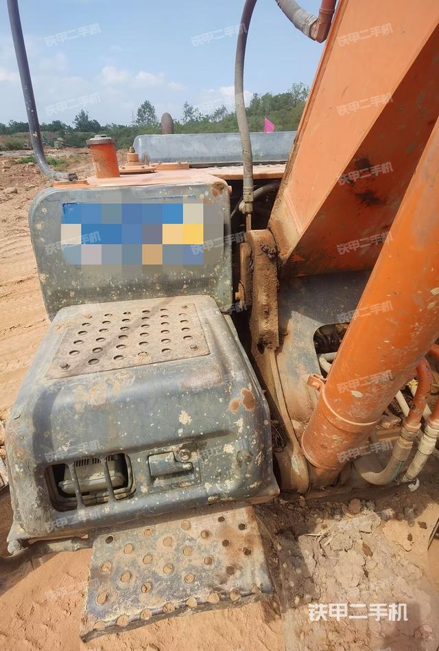 大臂根部 斜视（工作和回转装置）