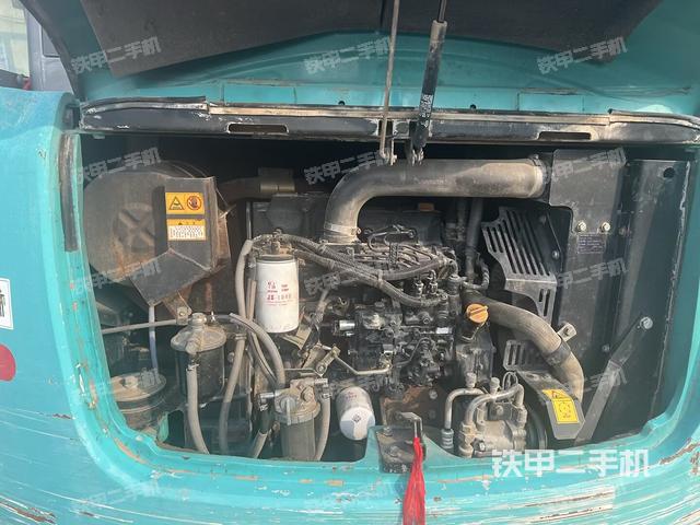 发动机整体俯视（整机外观）