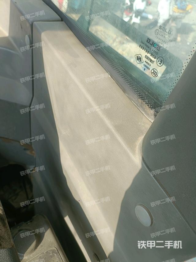 后窗玻璃角標(biāo)（駕駛室部分）