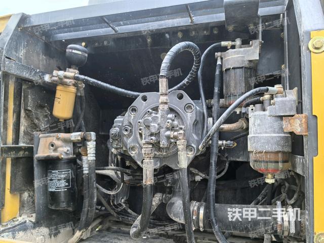 液压泵室（大件舱室）