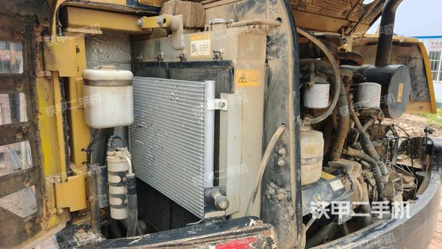 散熱器室(大件艙室) 散熱器室(大件艙室)